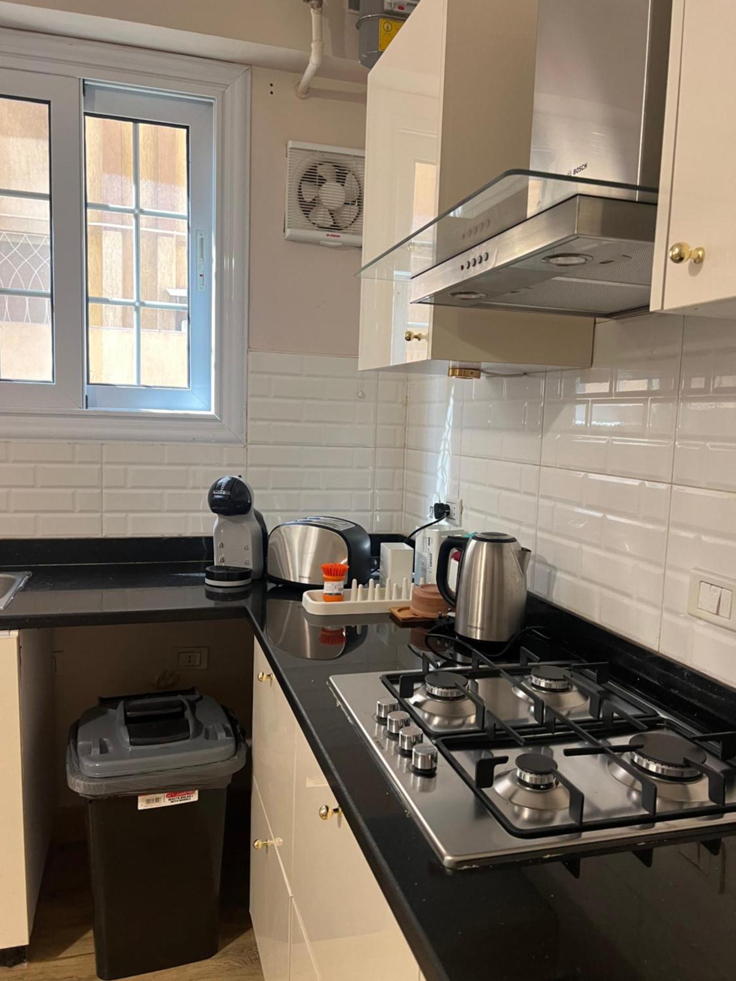 2 Bedrooms Boho Style Ground Floor Flat Apartment